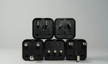 Outlet wiring