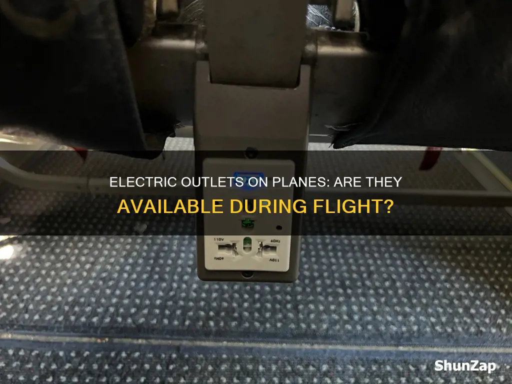 are there electric outets on a plane