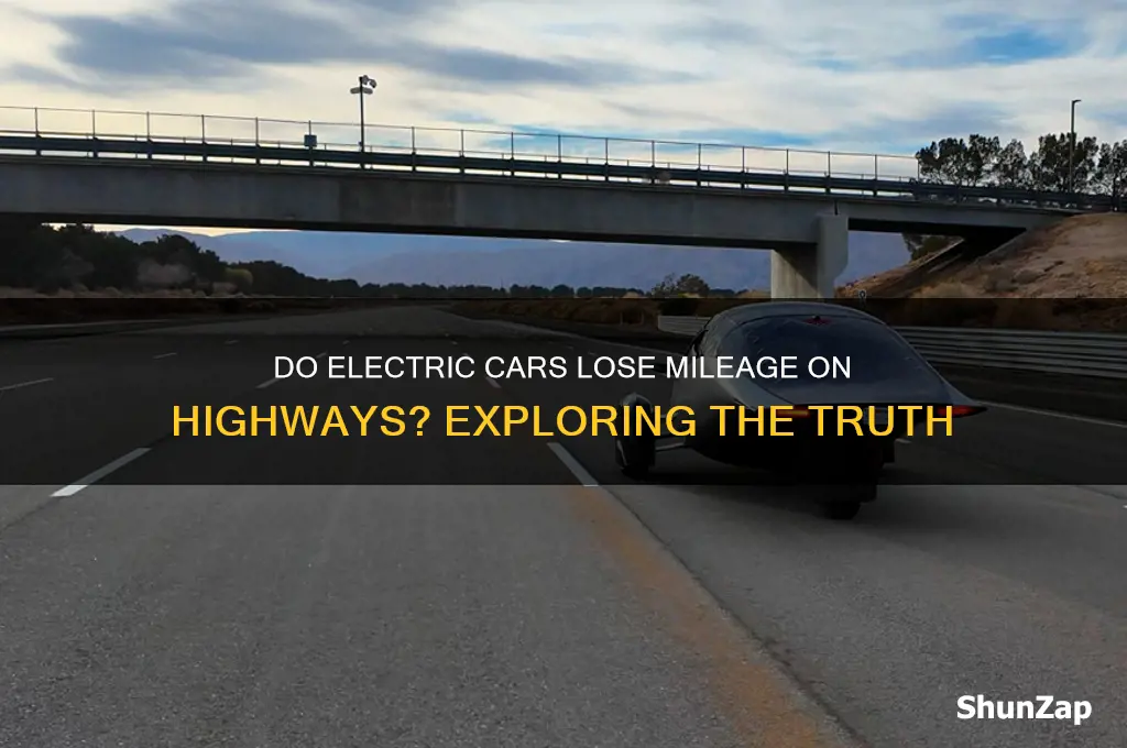 do electric cars lose mileage on highways