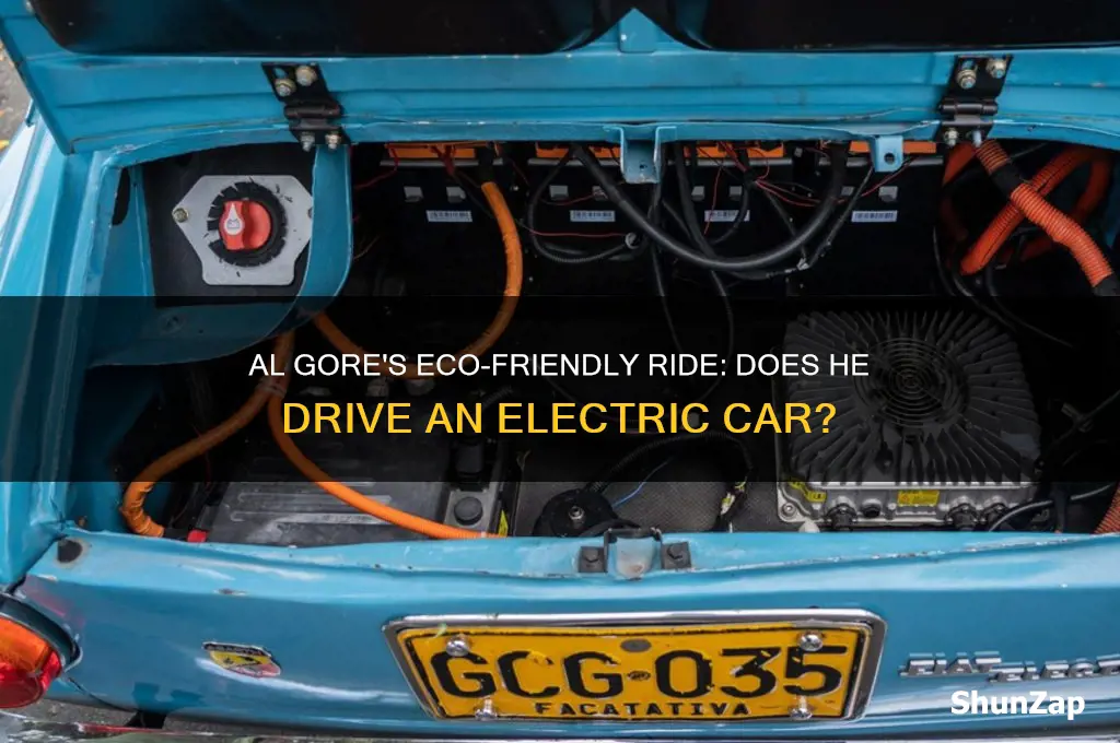 does al gore drive an electric car