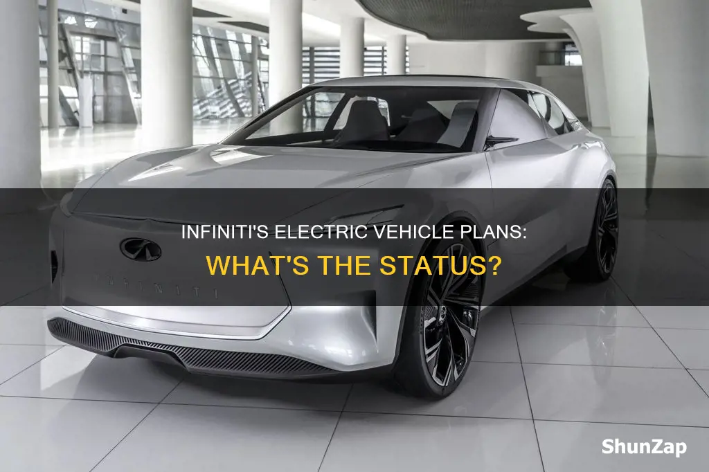 does infiniti have an electric vehicle