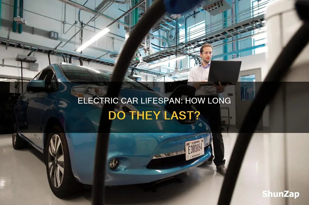 how long does an electric car astl