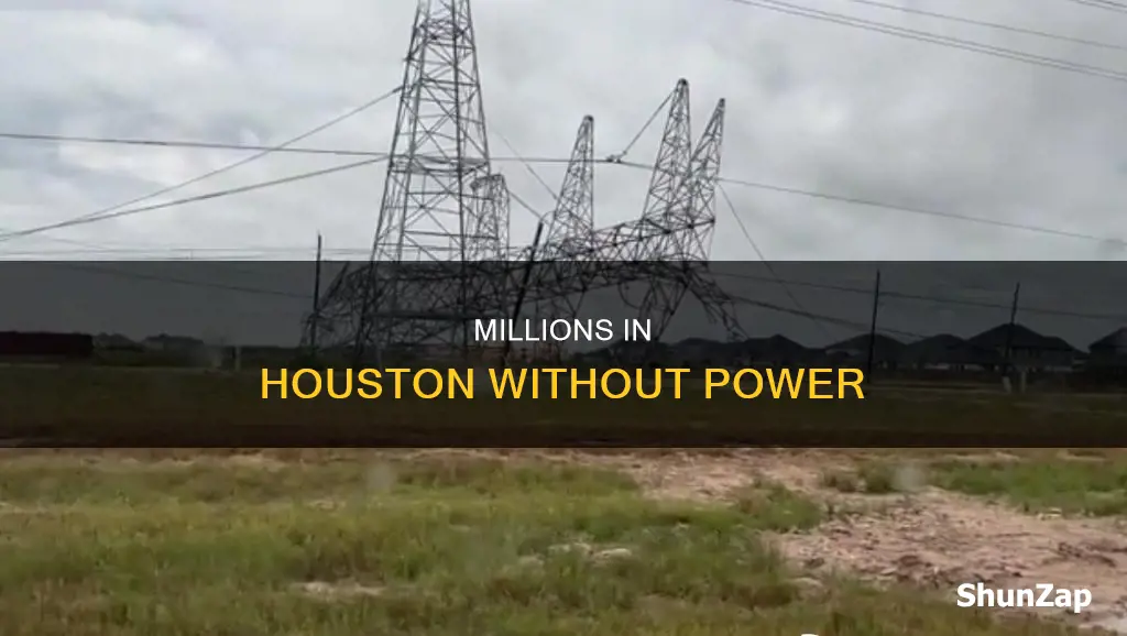 how many are without electricity in houston