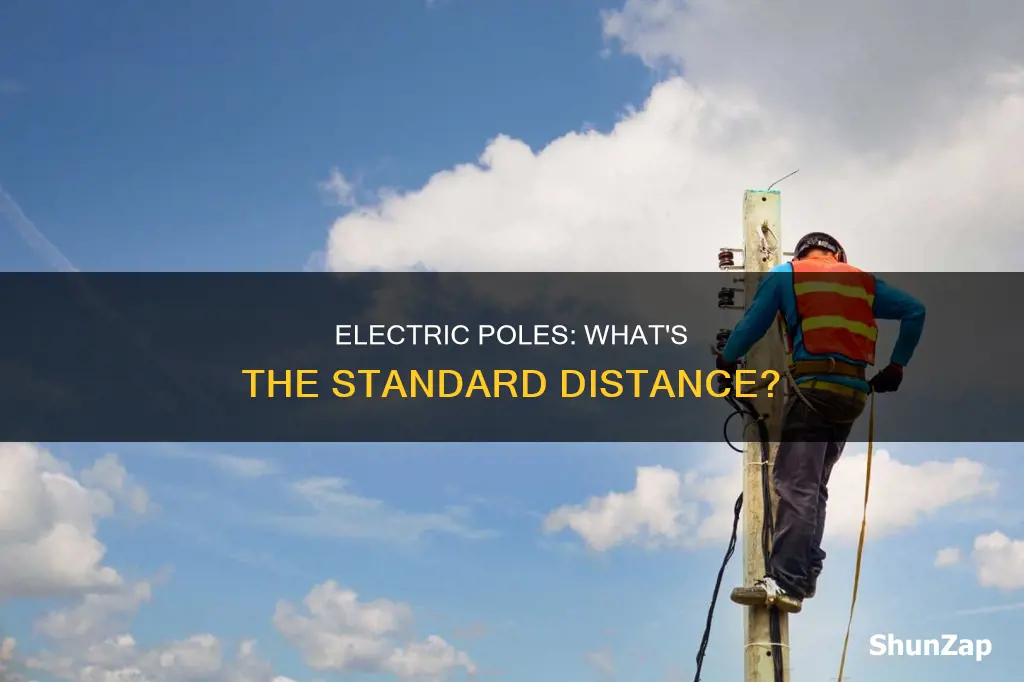 how many distance between two electric pole