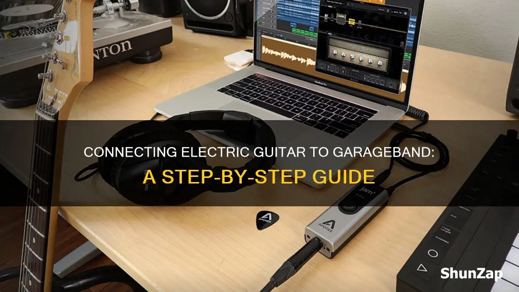 how to connect electric gtuitar to garageband