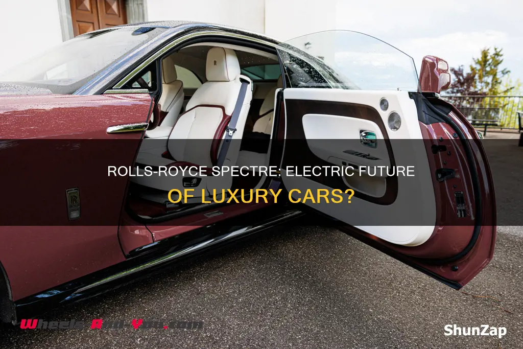 is the rolls royce spectre fully electric