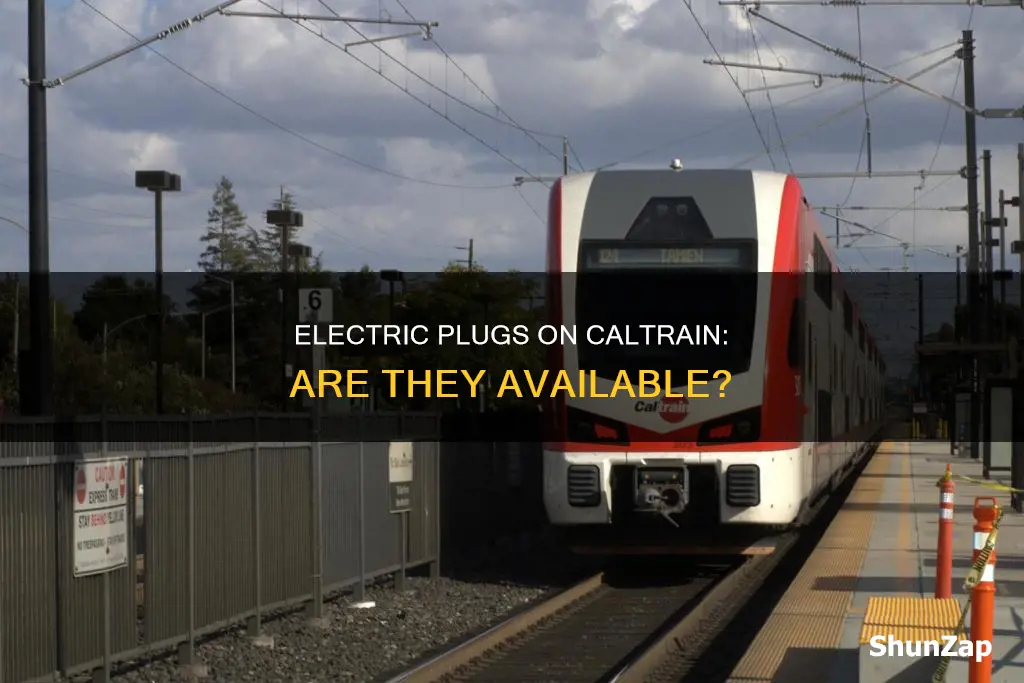 is there an electric plug on caltrain