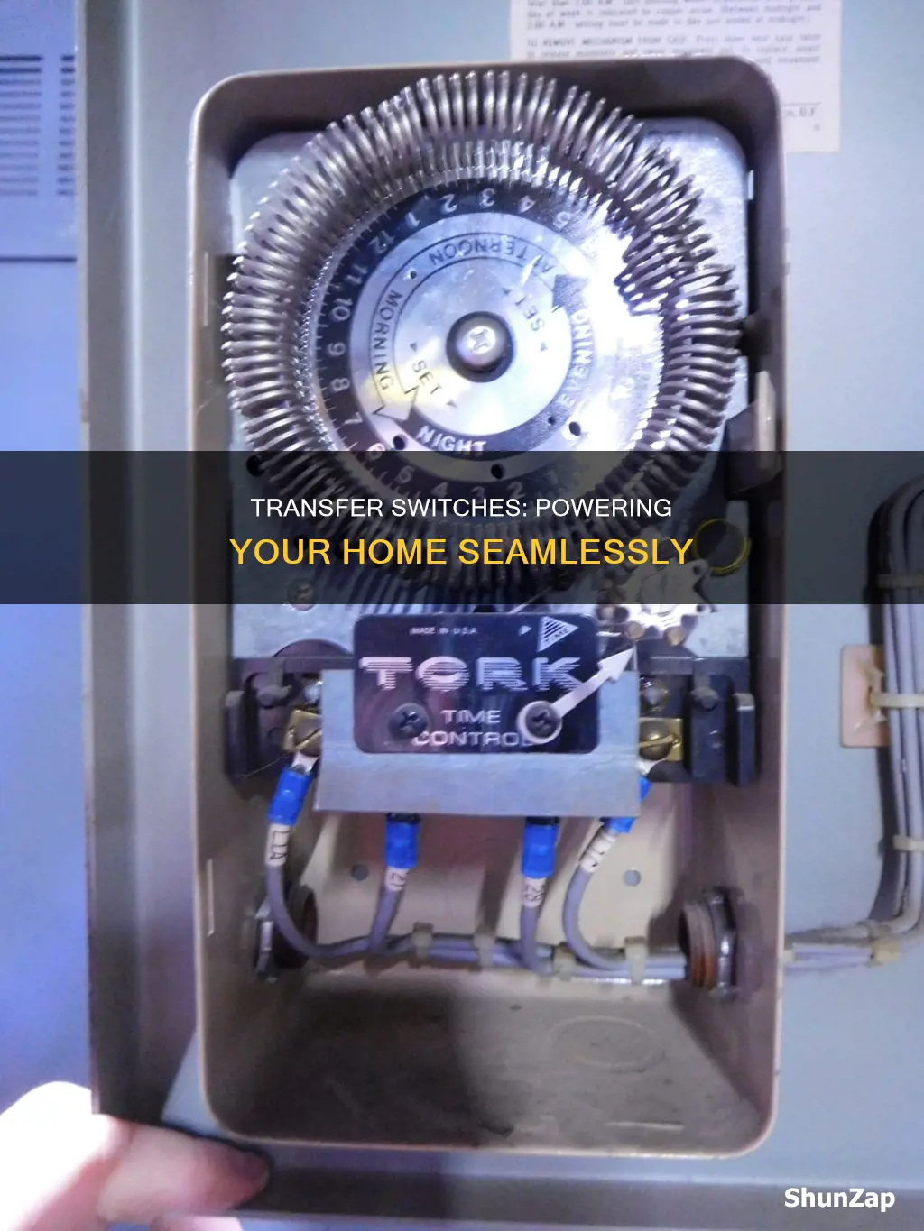 what does a transfer switch do electrical