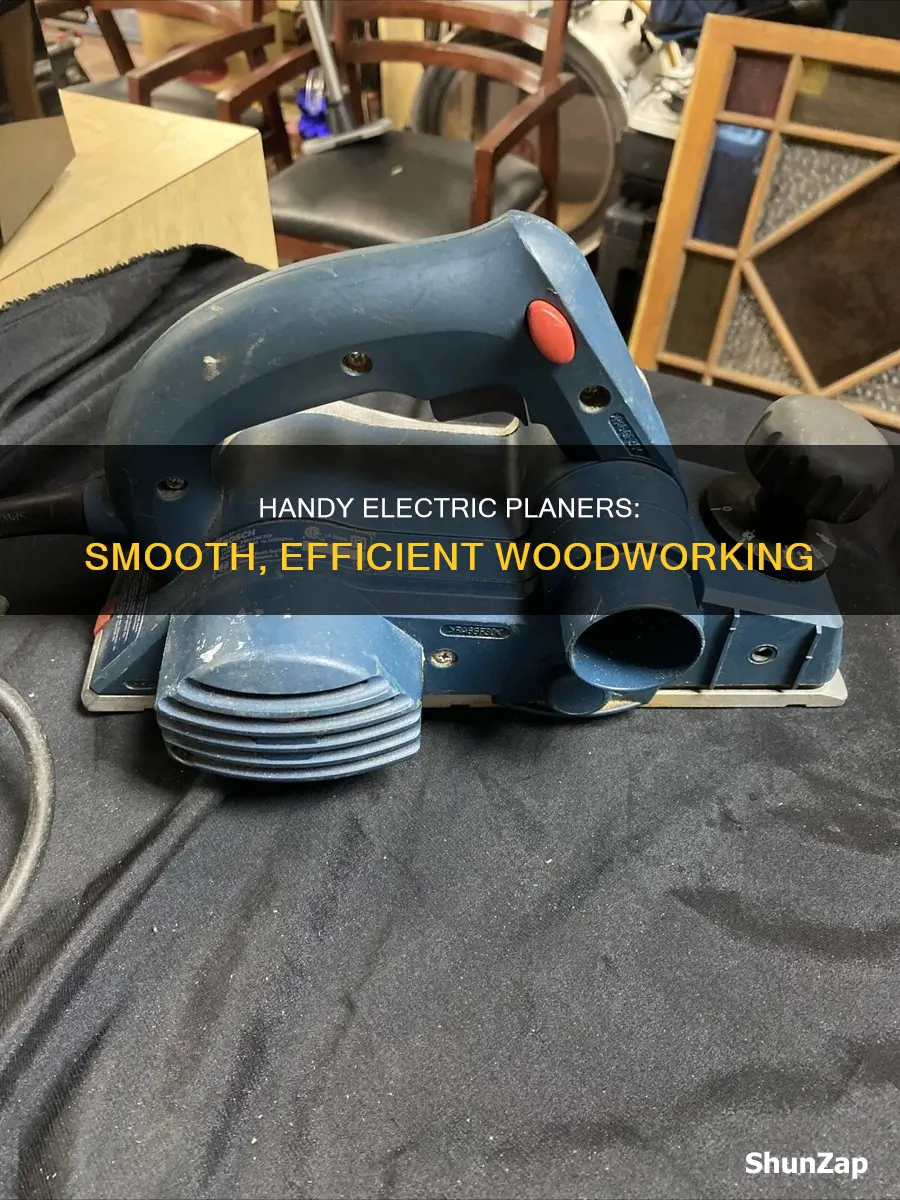 what does an electric hand planer do
