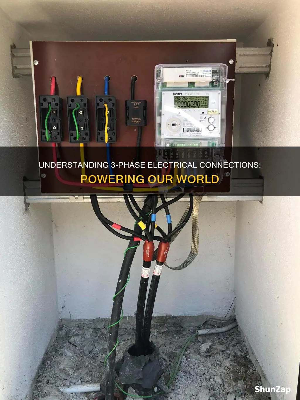 what is a 3 phase electrical connection