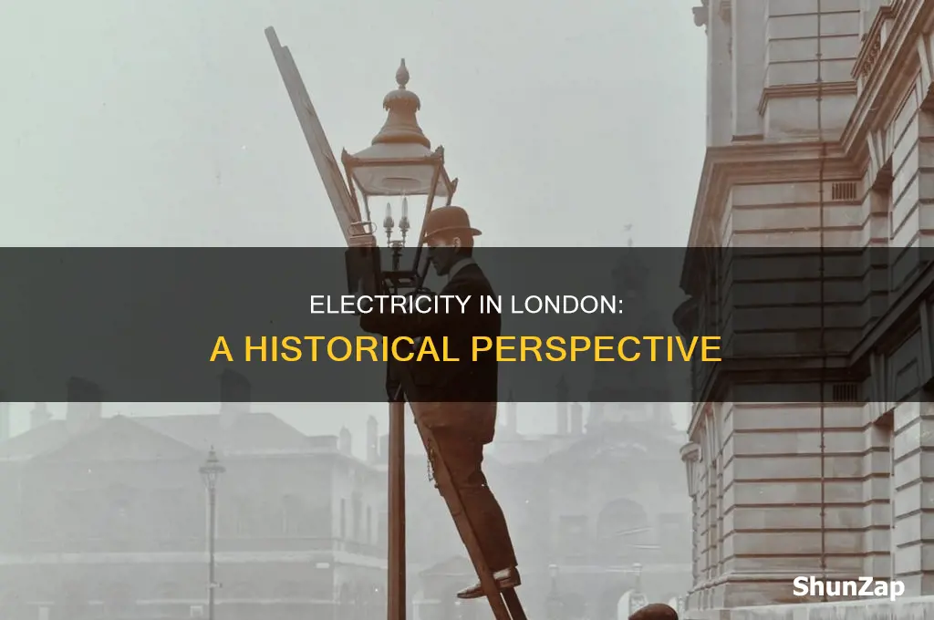 when did electricity become common in london