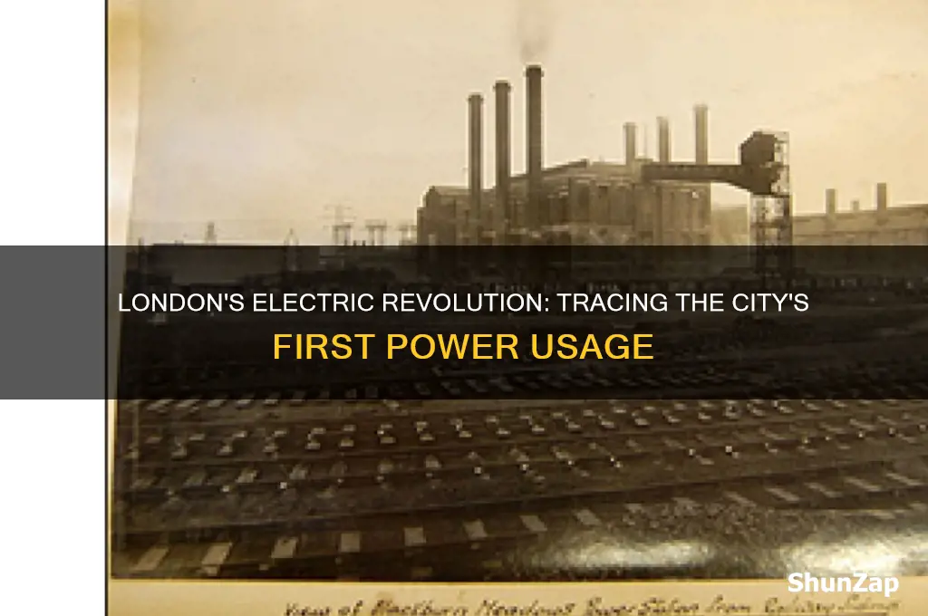when did london start using electricity