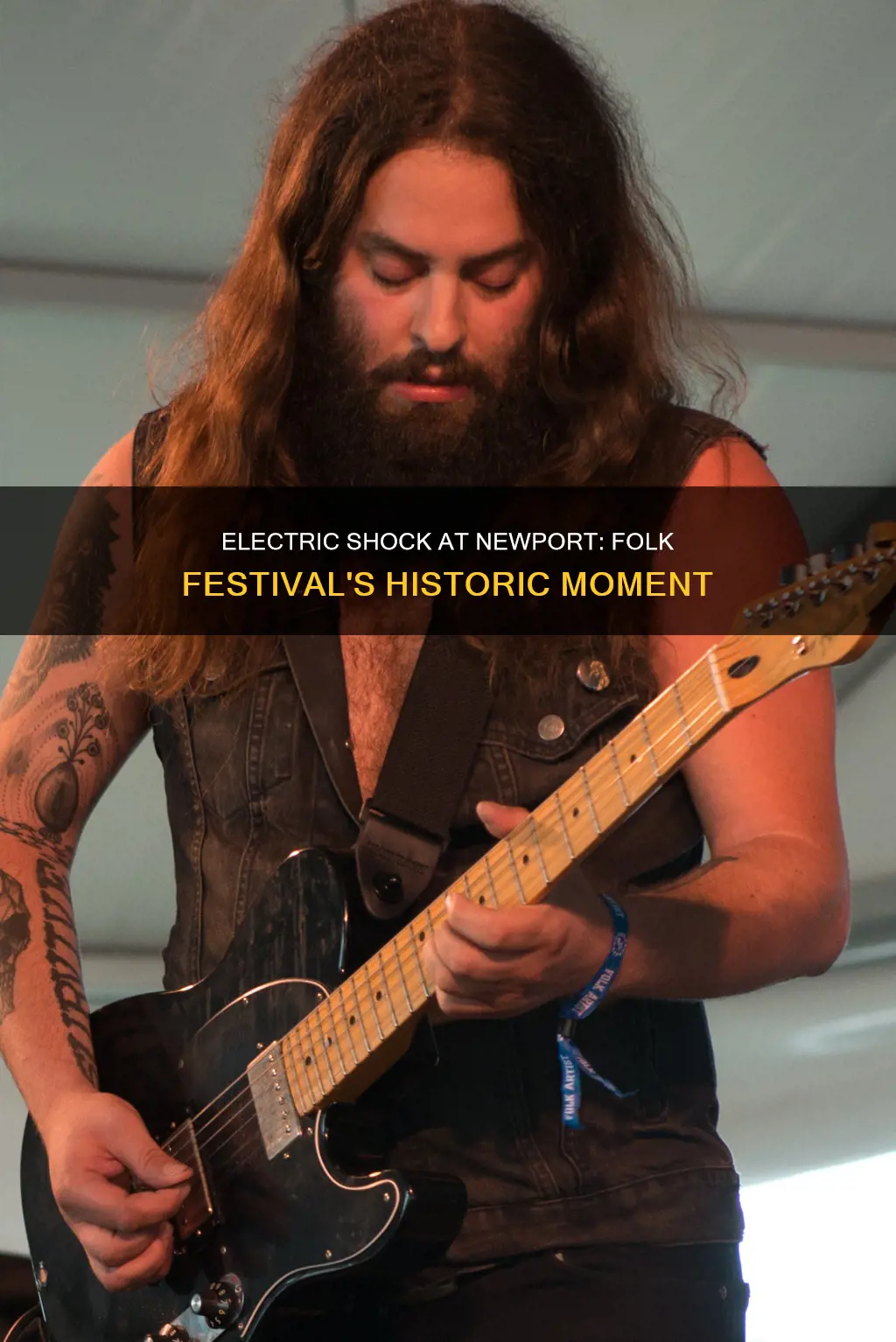 who went electric at newport folk festival